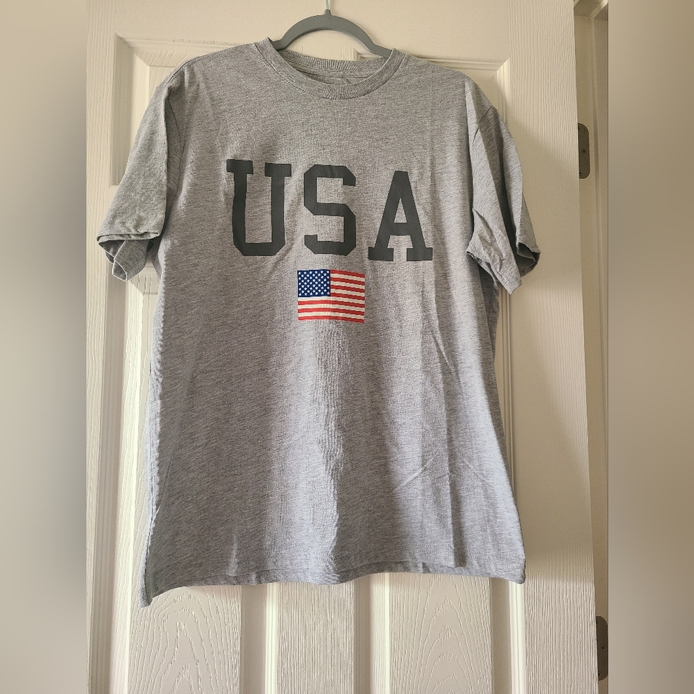 MAD Engine Gray USA Flag Short Sleeve Tee
